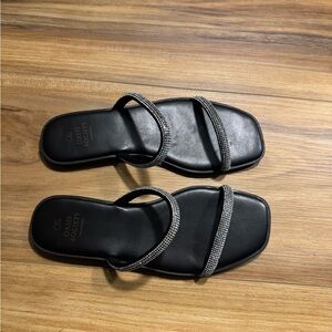 Oasis Society Black Sandals with Silver Detailing
